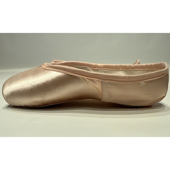 Suffolk Signet Pointe Ballet Shoes NEW 5 XX Light Shank England  US 7 NEW - Picture 2 of 10